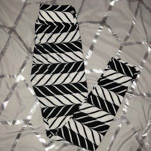 Os lularoe leggings
